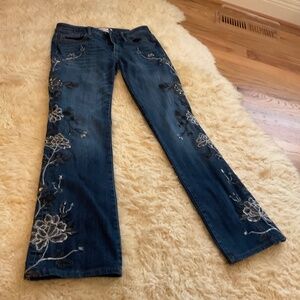 Driftwood Kelly dark jeans with metallic embroidery
